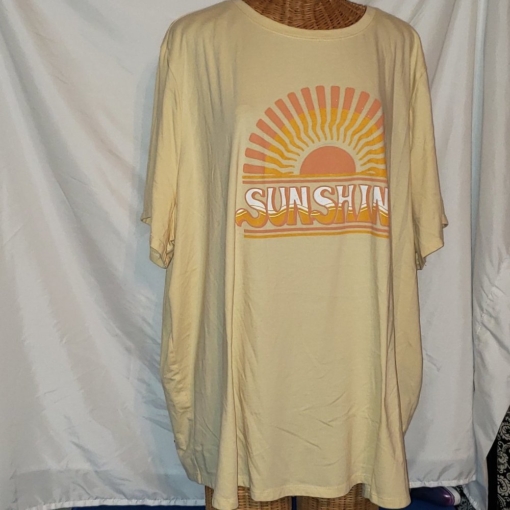 Ladies SONOMA Short Sleeve Crew Neck "Sunshine" Tee Shirt in Yellow - 5X